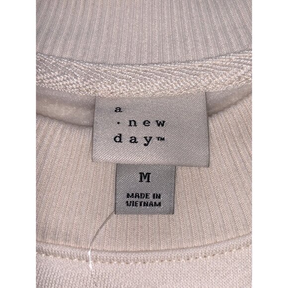 A New Day Womens Ivory Cream Sweater Long Sleeve Pullover Crewneck Medium - Picture 11 of 12